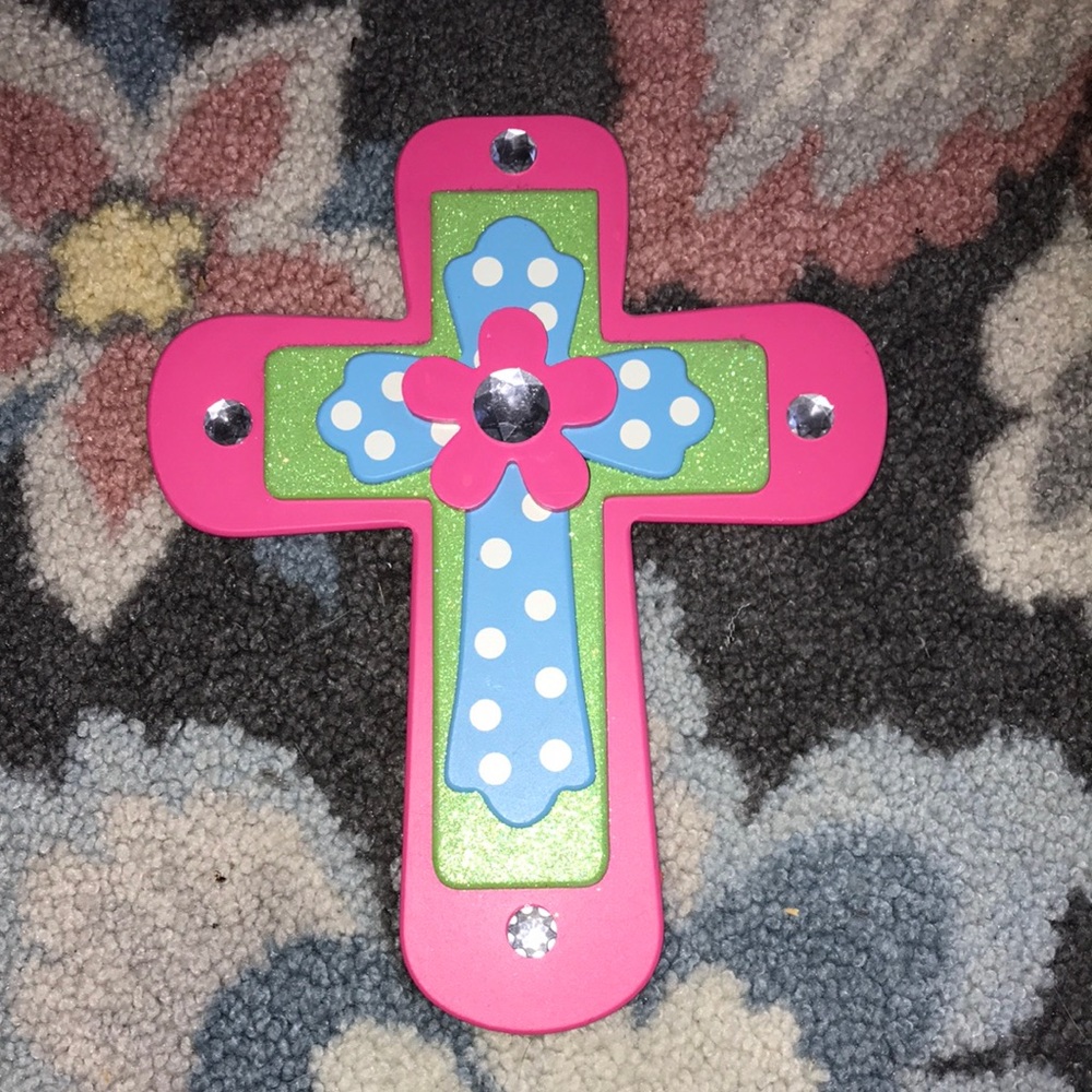 Cross wall decor